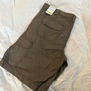 Eddie Bauer Relaxed Cargo Shorts 42 Brown Cotton NWT Classic Fit